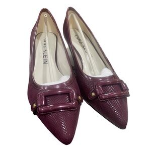 Anne Klein Women's Plum Kitten Heels